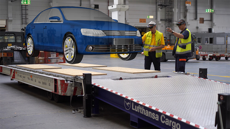 lufthansa_cargo_warehouse