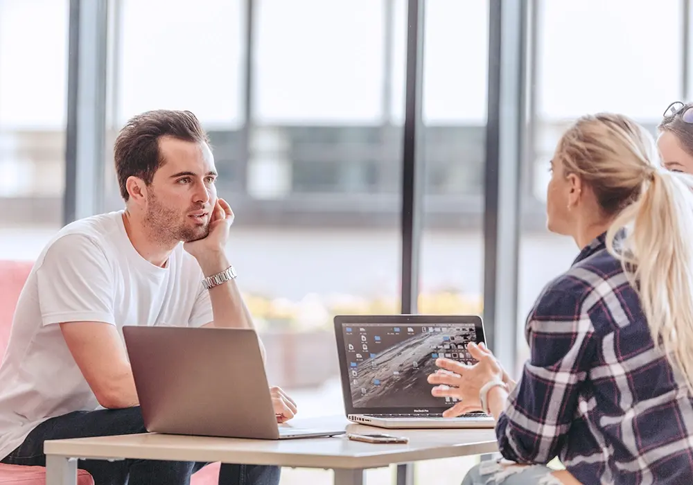 VR Soft Skill Training mit KI: Kündigungsgespräch führen